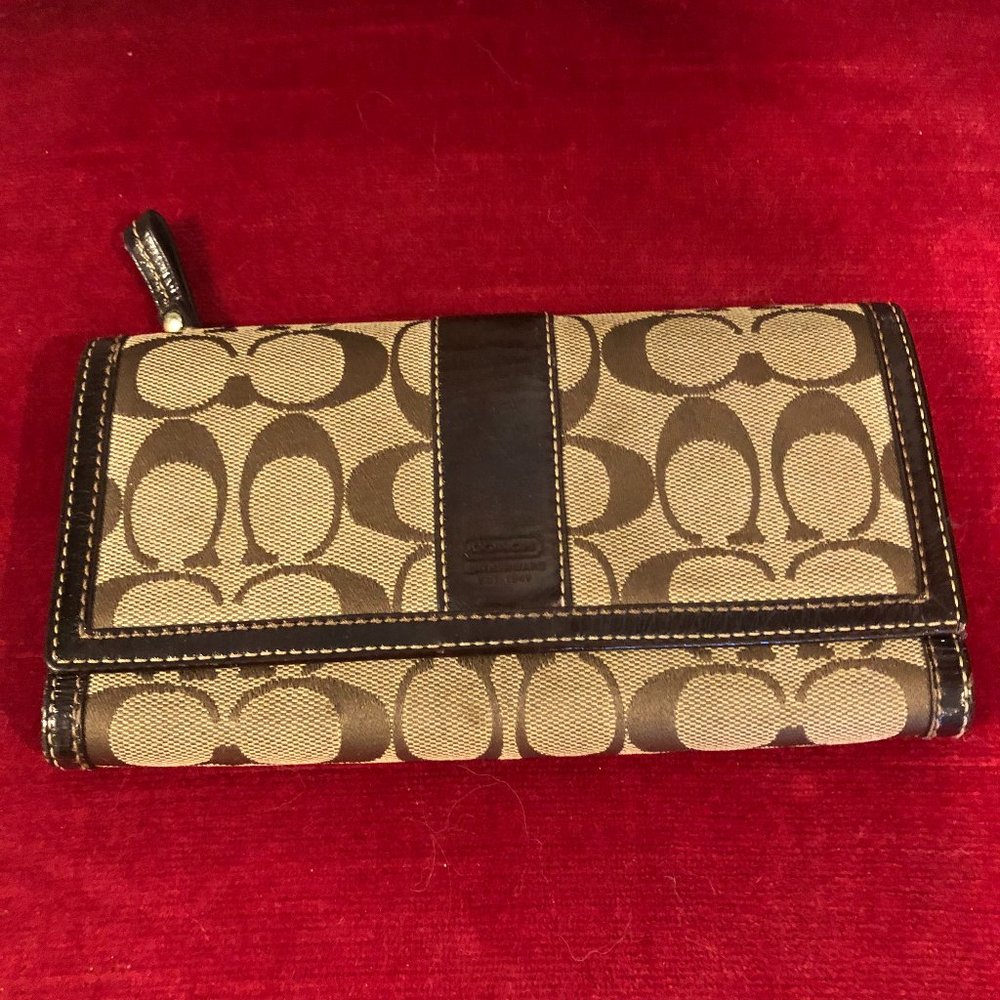 Coach wallet